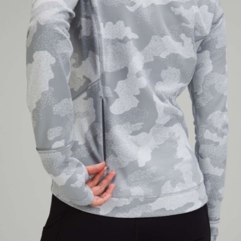 LULULEMON Close to Crossing Top Size 6 - Picture 4 of 9
